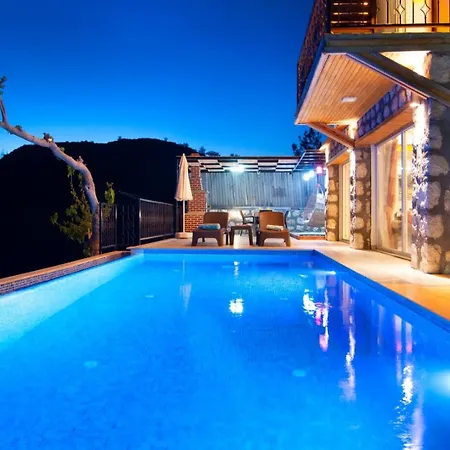 Saten Hotell 4*